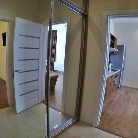 Apartment On Dragomirova Kyiv Exterior photo