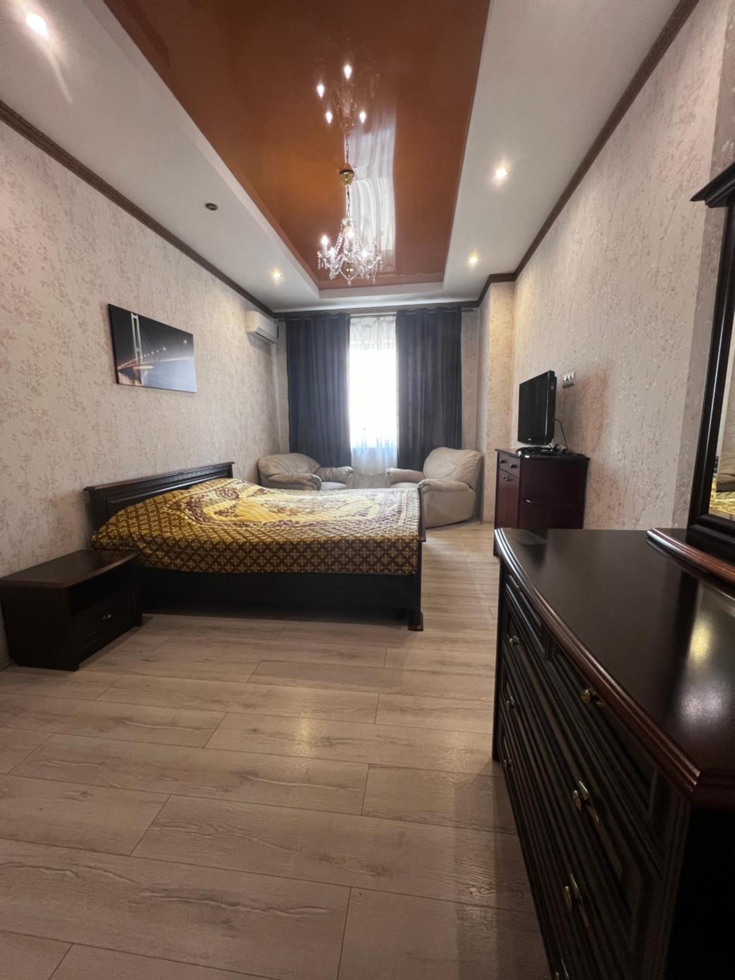 Apartment On Dragomirova