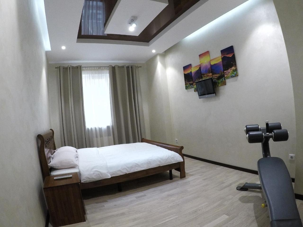 Apartment On Dragomirova