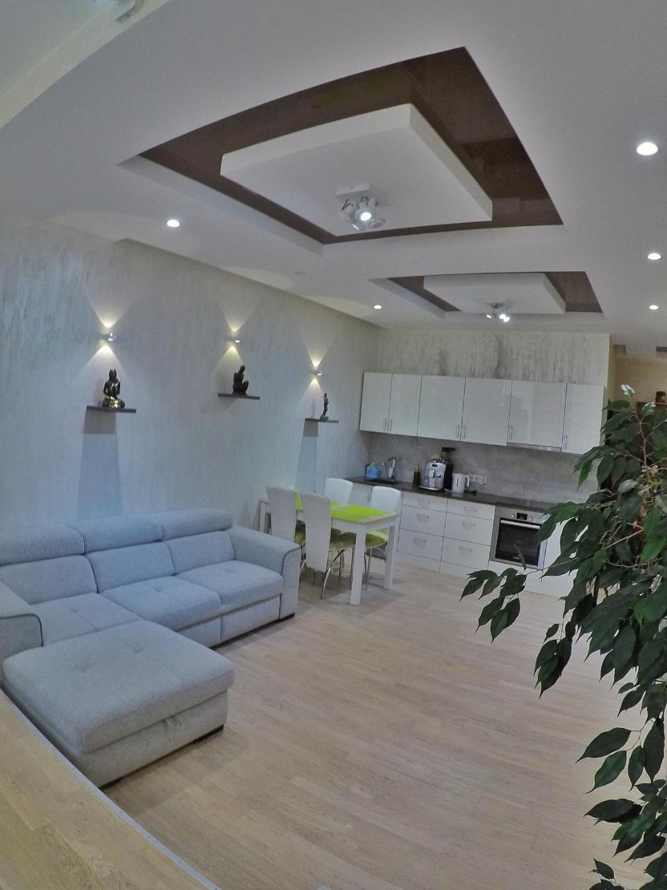 On Dragomirova Apartment *